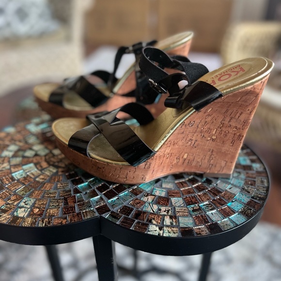 Michael Kors  Black patten wedge sandals - Picture 9 of 11